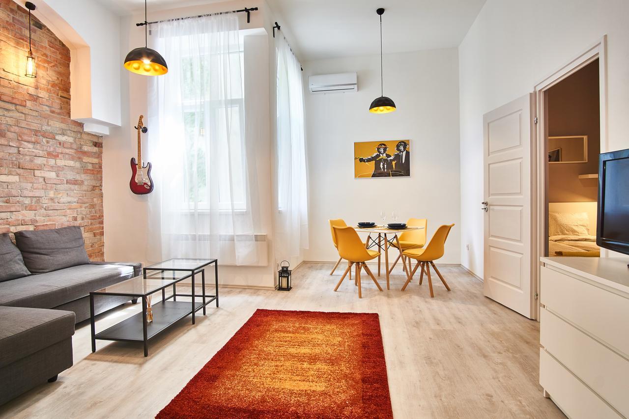 Design Apartment In The City Center With Ac Budapeszt Zewnętrze zdjęcie