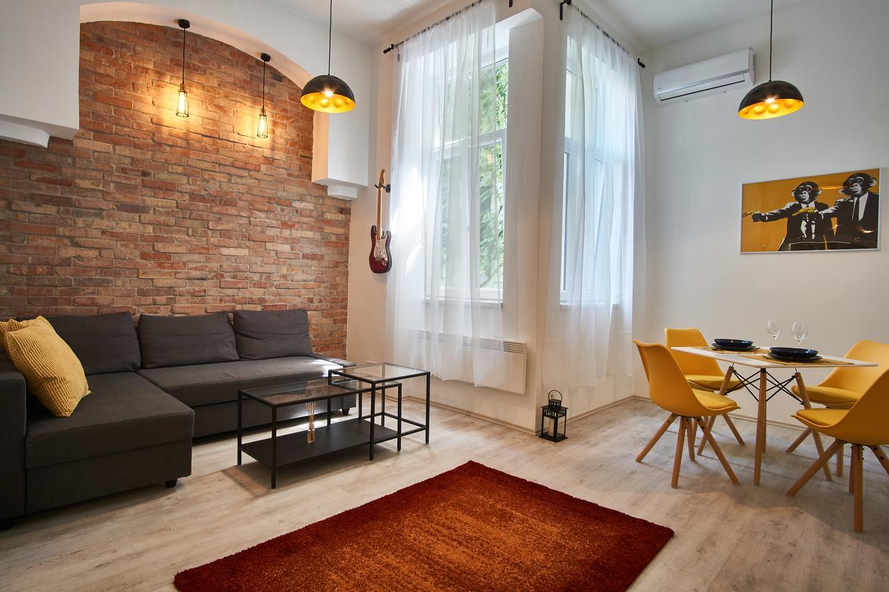 Design Apartment In The City Center With Ac Budapeszt Zewnętrze zdjęcie